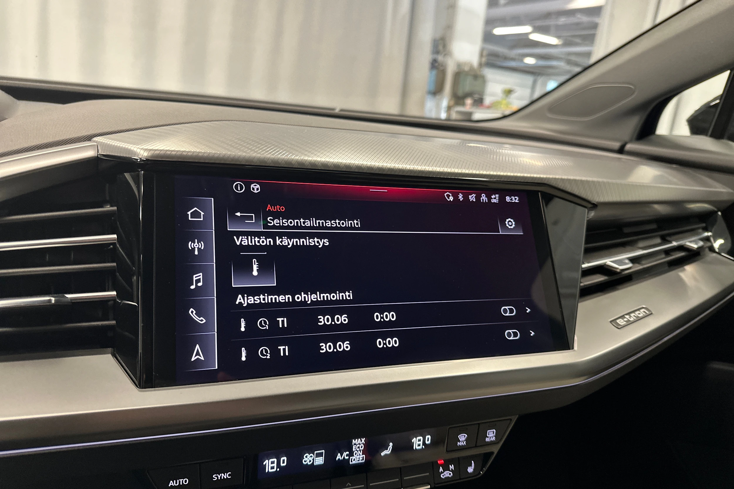 musta Audi Q4 e-tron 2023 kuva 21.