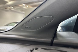 sininen Audi Q4 e-tron 2023 kuva 12.