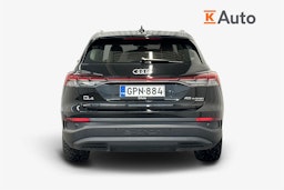 musta Audi Q4 e-tron 2023 kuva 3.