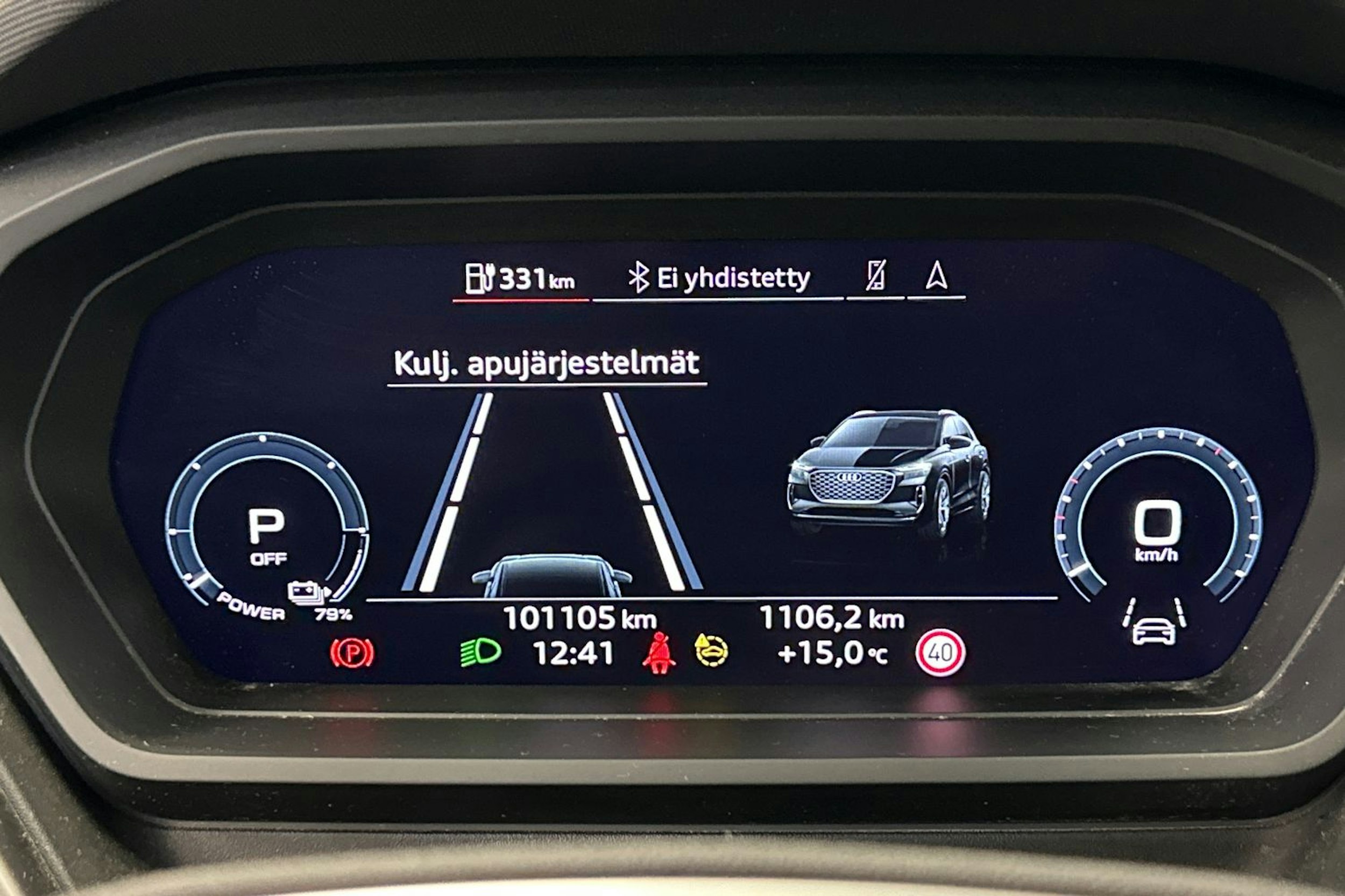 musta Audi Q4 e-tron 2023 kuva 17.