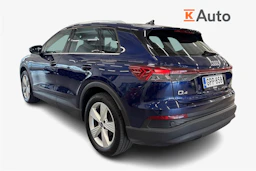 sininen Audi Q4 e-tron 2023 kuva 2.