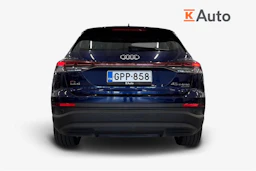 sininen Audi Q4 e-tron 2023 kuva 3.