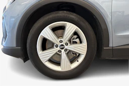 sininen Audi Q4 e-tron 2023 kuva 9.