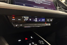 musta Audi Q4 e-tron 2023 kuva 20.