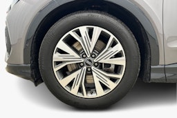 harmaa Audi Q4 e-tron 2023 kuva 11.