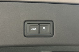 harmaa Audi Q4 e-tron 2023 kuva 14.