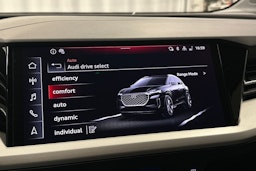 harmaa Audi Q4 e-tron 2023 kuva 25.