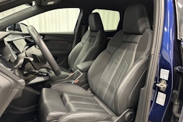 sininen Audi Q4 e-tron 2023 kuva 11.