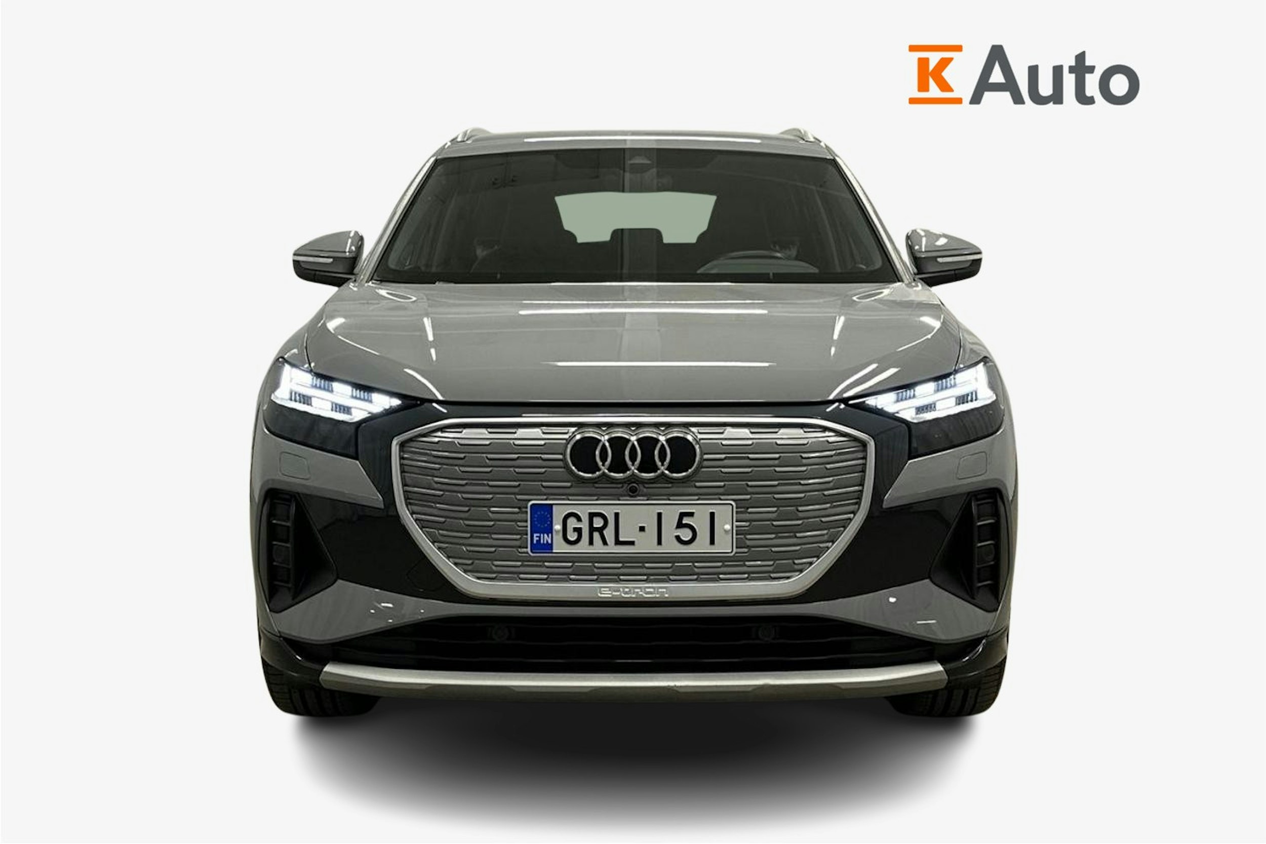 harmaa Audi Q4 e-tron 2023 kuva 5.