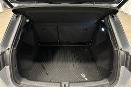 harmaa Audi Q4 e-tron 2023 kuva 14.