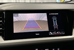 harmaa Audi Q4 e-tron 2023 kuva 29.