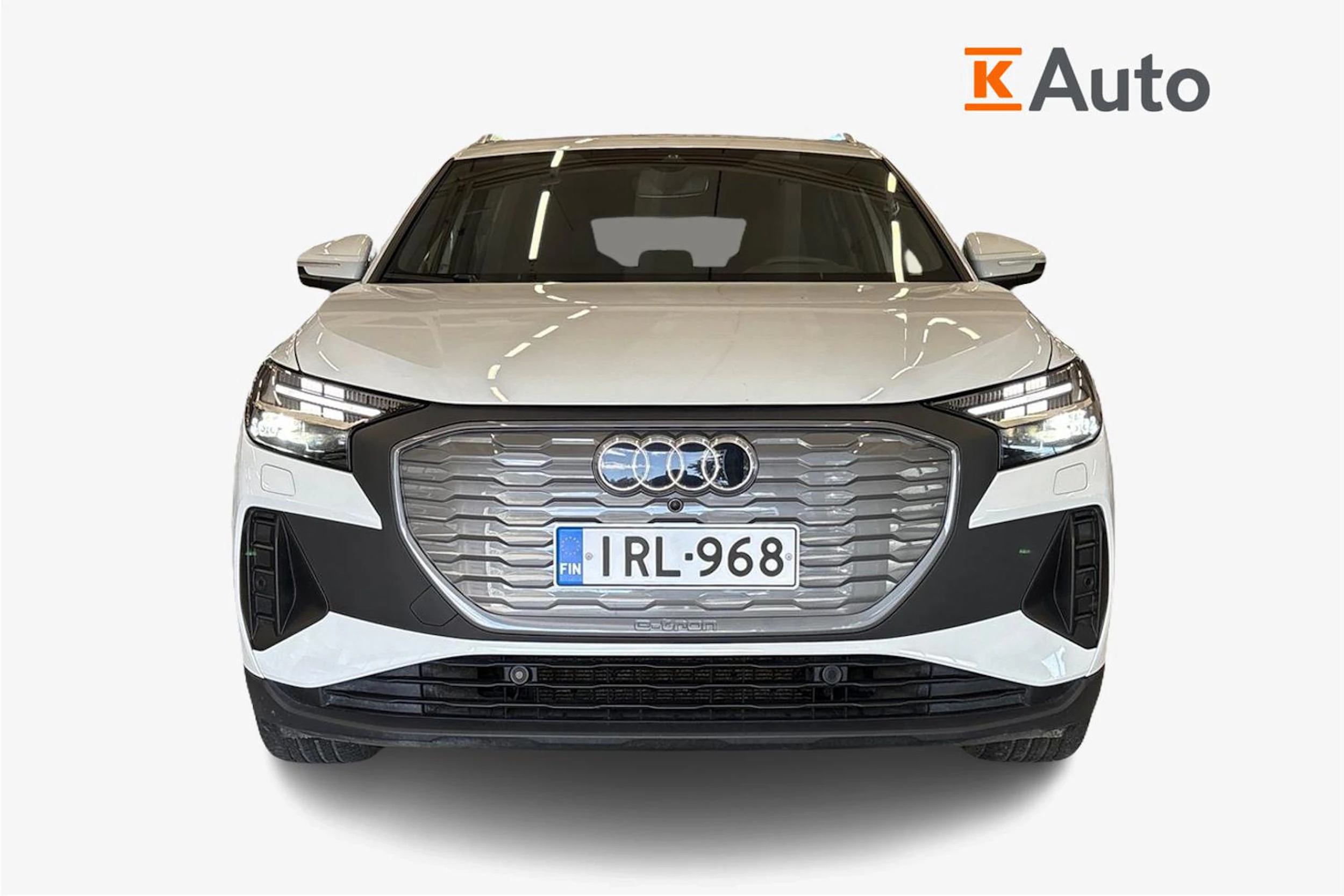 valkoinen Audi Q4 e-tron 2023 kuva 4.