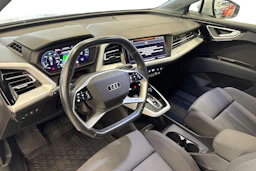 valkoinen Audi Q4 e-tron 2023 kuva 6.