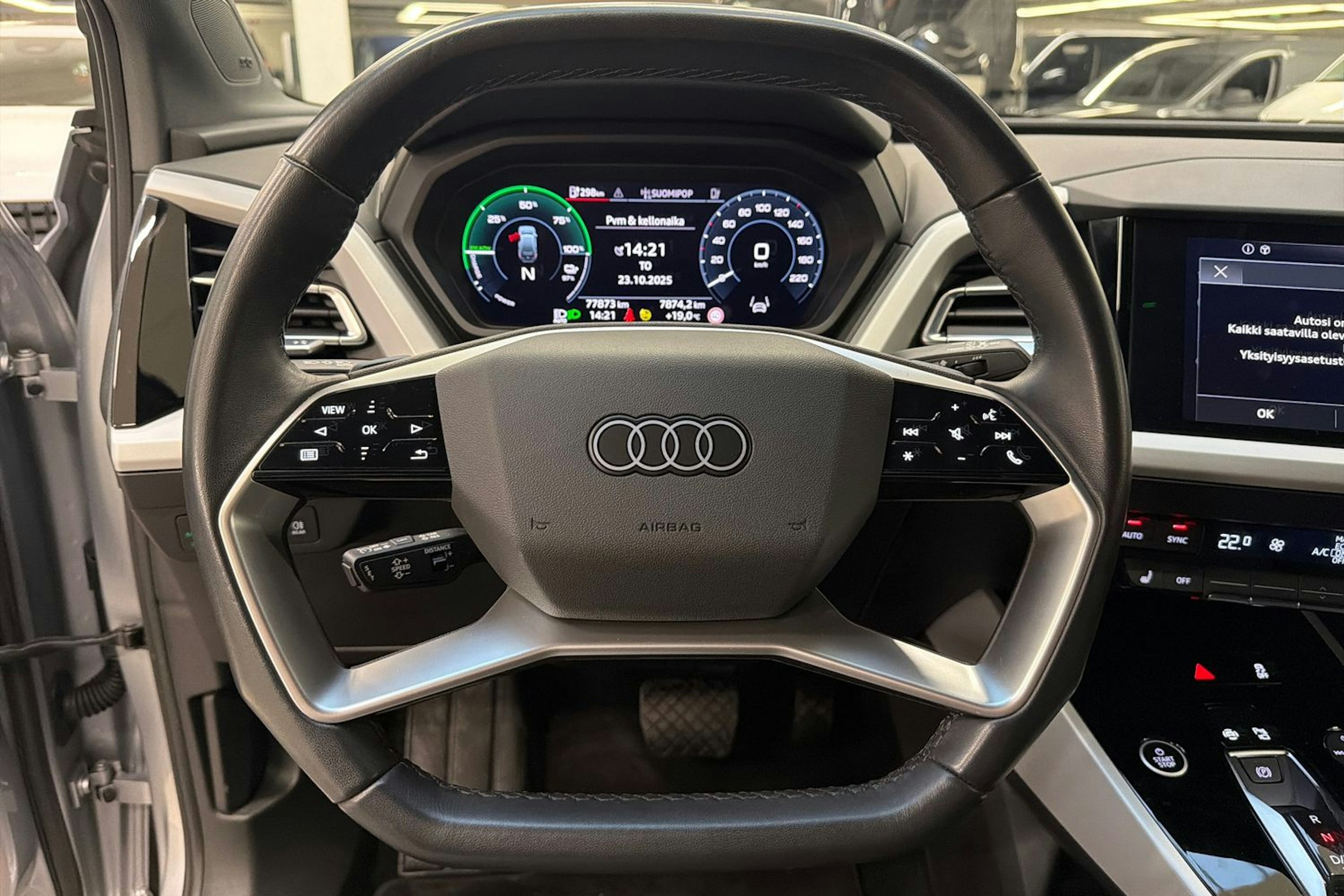 hopea Audi Q4 e-tron 2023 kuva 20.