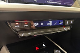 hopea Audi Q4 e-tron 2023 kuva 22.