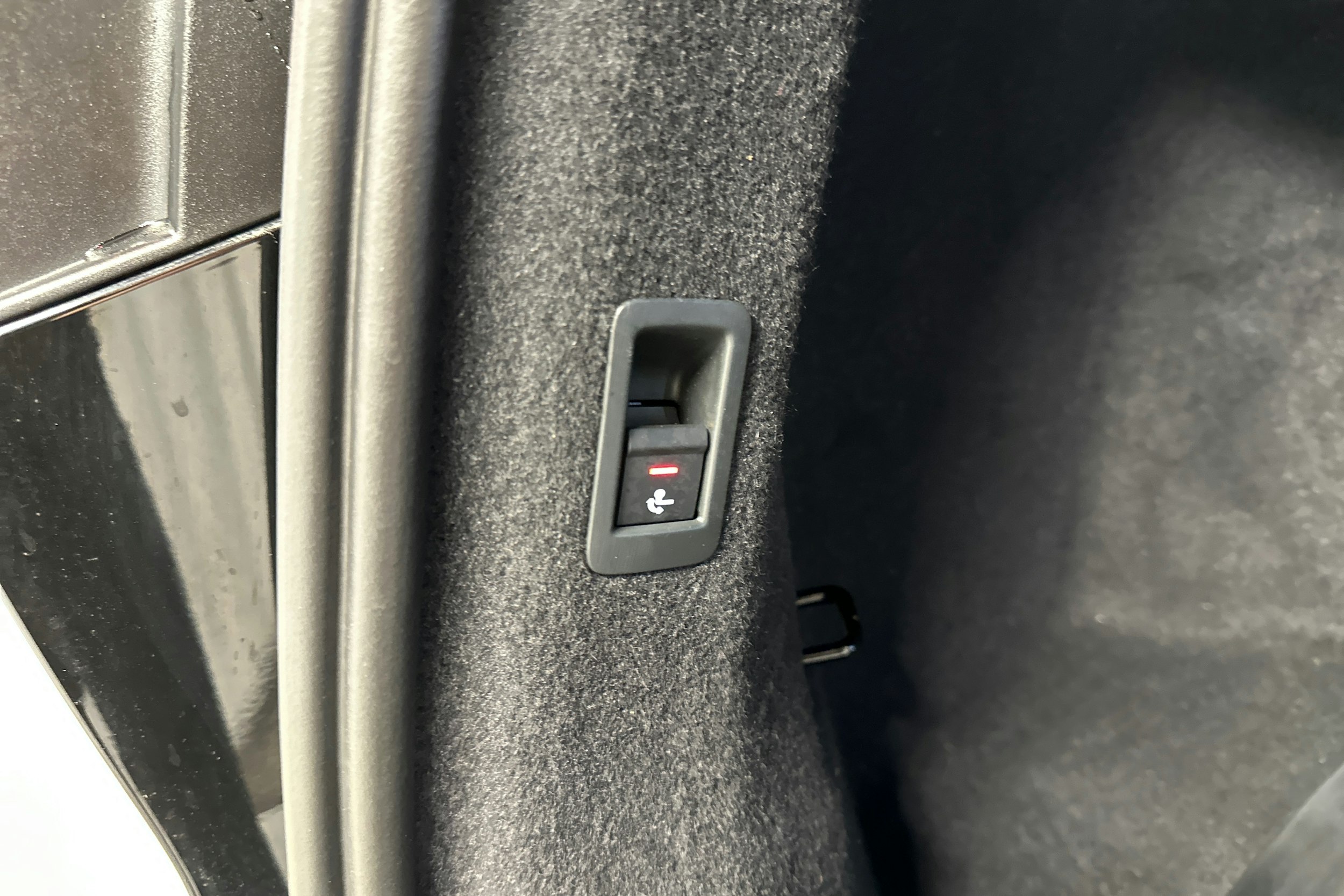 musta Audi Q4 e-tron 2023 kuva 29.