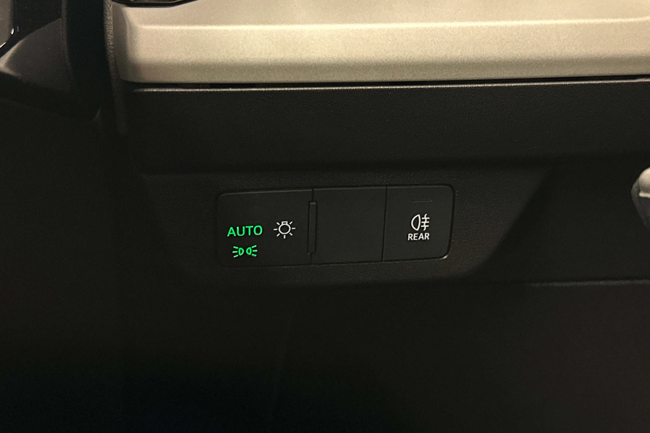musta Audi Q4 e-tron 2023 kuva 14.