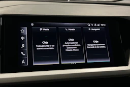 musta Audi Q4 e-tron 2023 kuva 16.