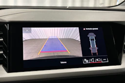 musta Audi Q4 e-tron 2023 kuva 28.