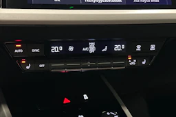 musta Audi Q4 e-tron 2023 kuva 29.