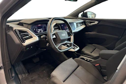 harmaa Audi Q4 e-tron 2023 kuva 6.