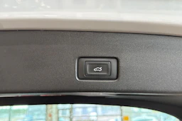 harmaa Audi Q4 e-tron 2023 kuva 12.