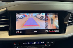harmaa Audi Q4 e-tron 2023 kuva 22.