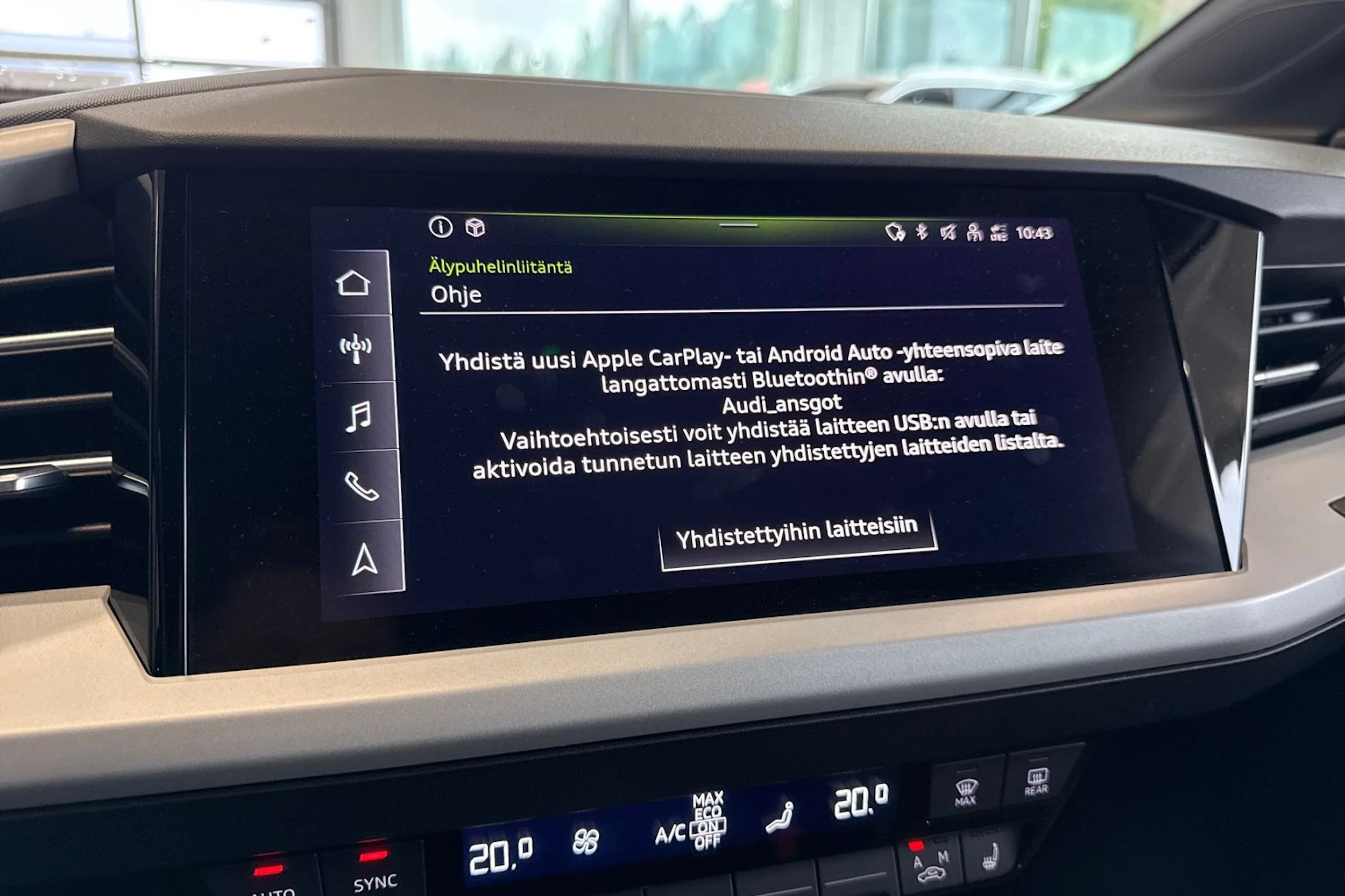 harmaa Audi Q4 e-tron 2023 kuva 26.