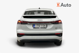 valkoinen Audi Q4 e-tron 2023 kuva 3.