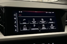 valkoinen Audi Q4 e-tron 2023 kuva 22.