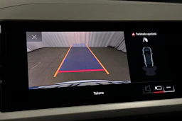 valkoinen Audi Q4 e-tron 2023 kuva 30.