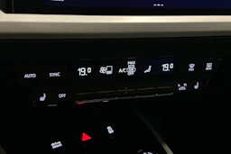 valkoinen Audi Q4 e-tron 2023 kuva 31.
