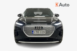 musta Audi Q4 e-tron 2023 kuva 4.