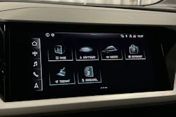 musta Audi Q4 e-tron 2023 kuva 17.