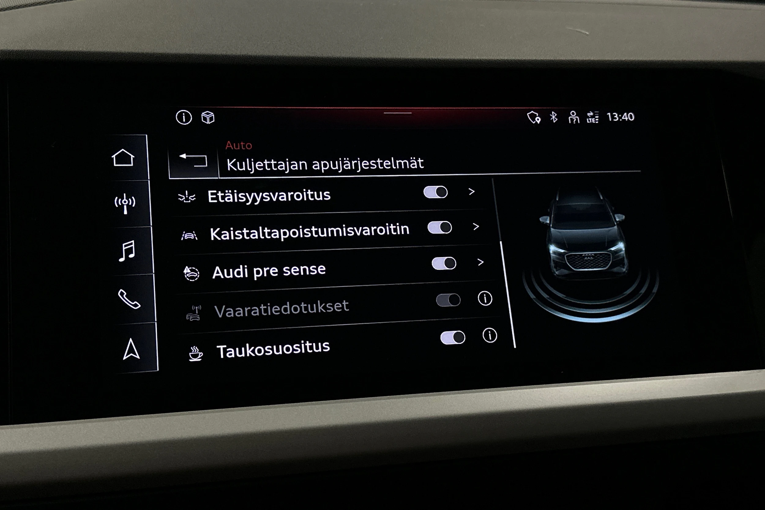 musta Audi Q4 e-tron 2023 kuva 26.