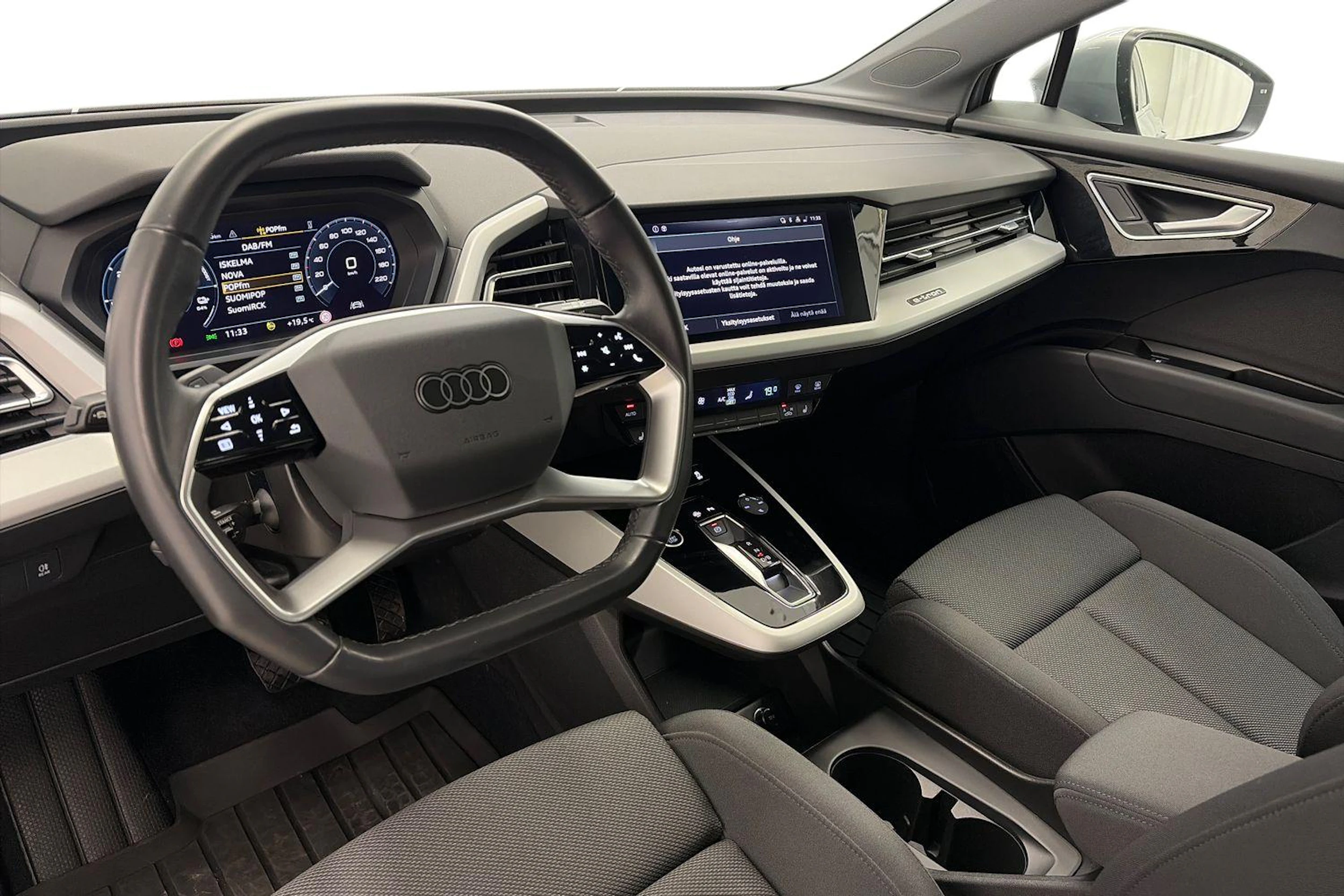 hopea Audi Q4 e-tron 2023 kuva 6.