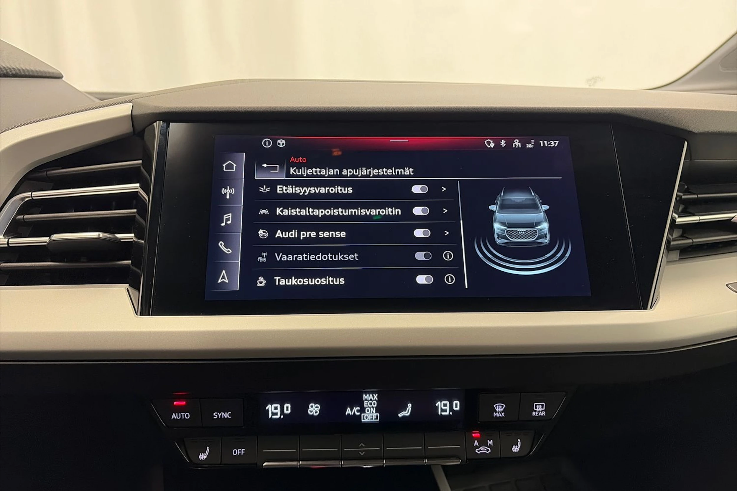 hopea Audi Q4 e-tron 2023 kuva 22.