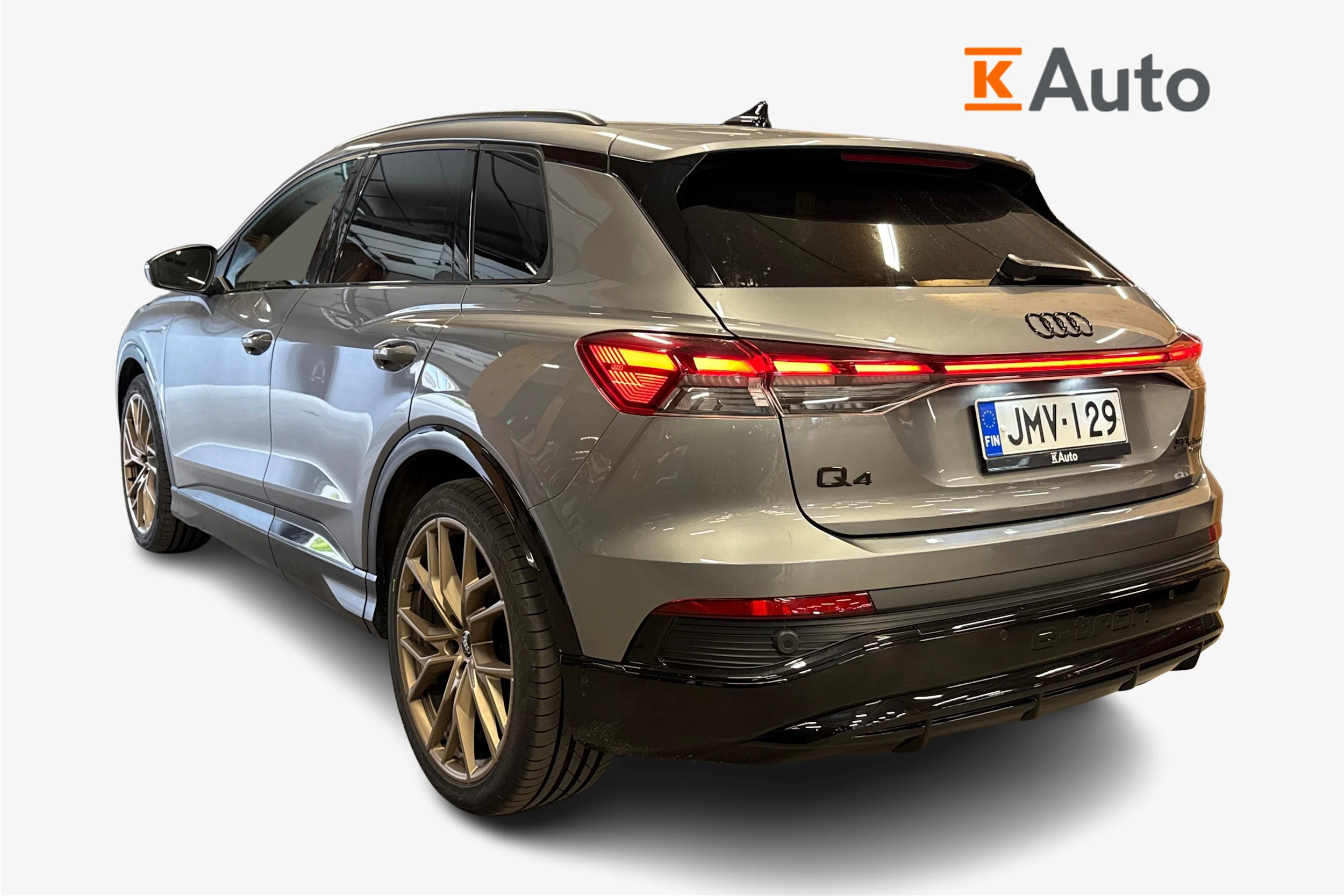 harmaa Audi Q4 e-tron 2023 kuva 2.