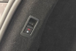 harmaa Audi Q4 e-tron 2023 kuva 16.