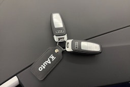 harmaa Audi Q4 e-tron 2023 kuva 30.