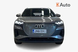 Harmaa Audi Q4 e-tron 2023 kuva 4.