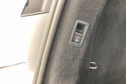 Harmaa Audi Q4 e-tron 2023 kuva 21.