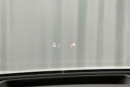 valkoinen Audi Q4 e-tron 2023 kuva 13.