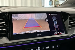 valkoinen Audi Q4 e-tron 2023 kuva 16.