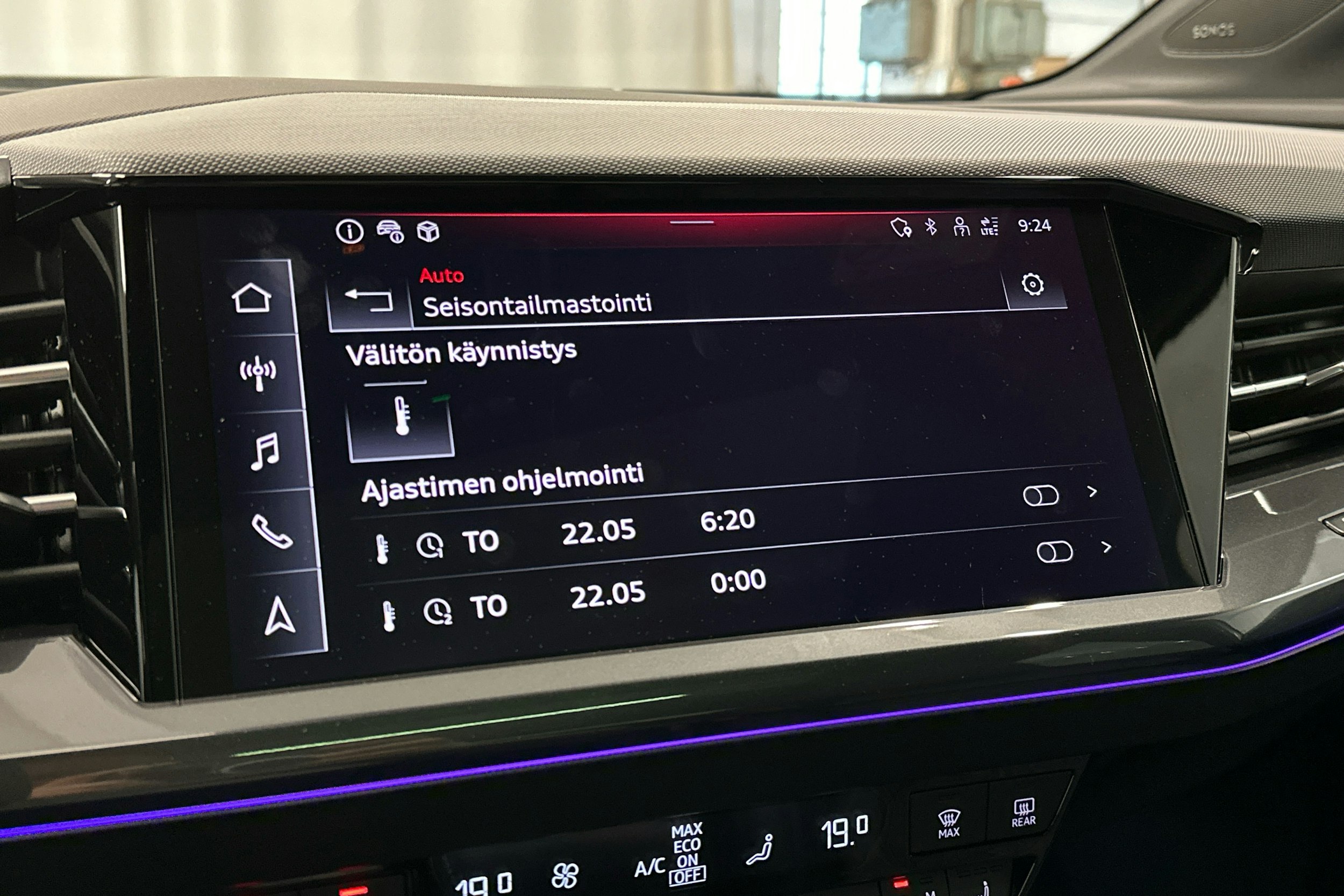 valkoinen Audi Q4 e-tron 2023 kuva 18.
