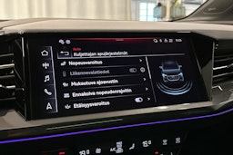 valkoinen Audi Q4 e-tron 2023 kuva 20.