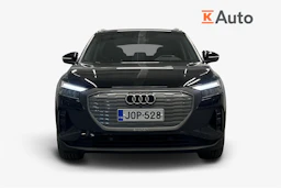 musta Audi Q4 e-tron 2023 kuva 5.
