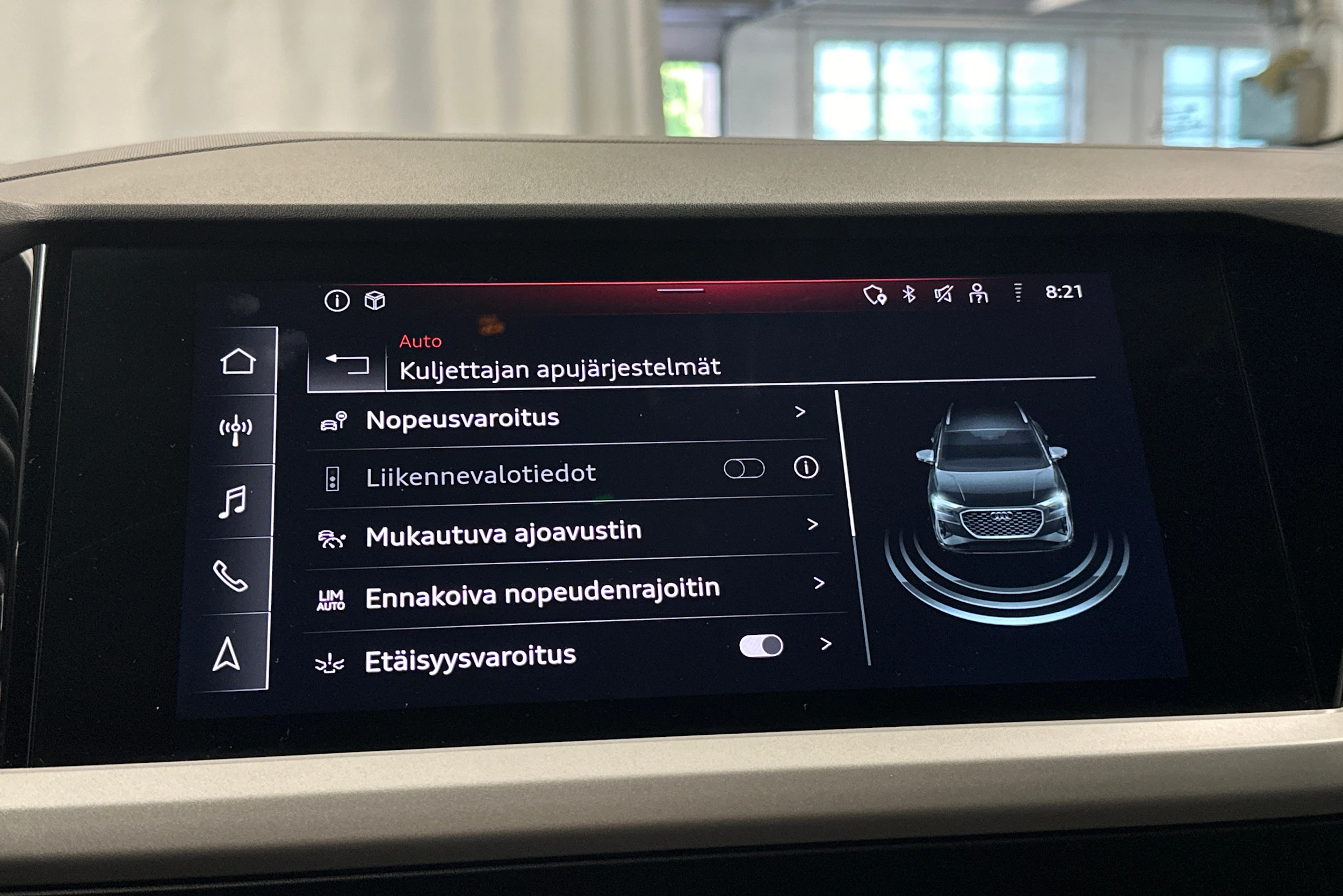 musta Audi Q4 e-tron 2023 kuva 26.