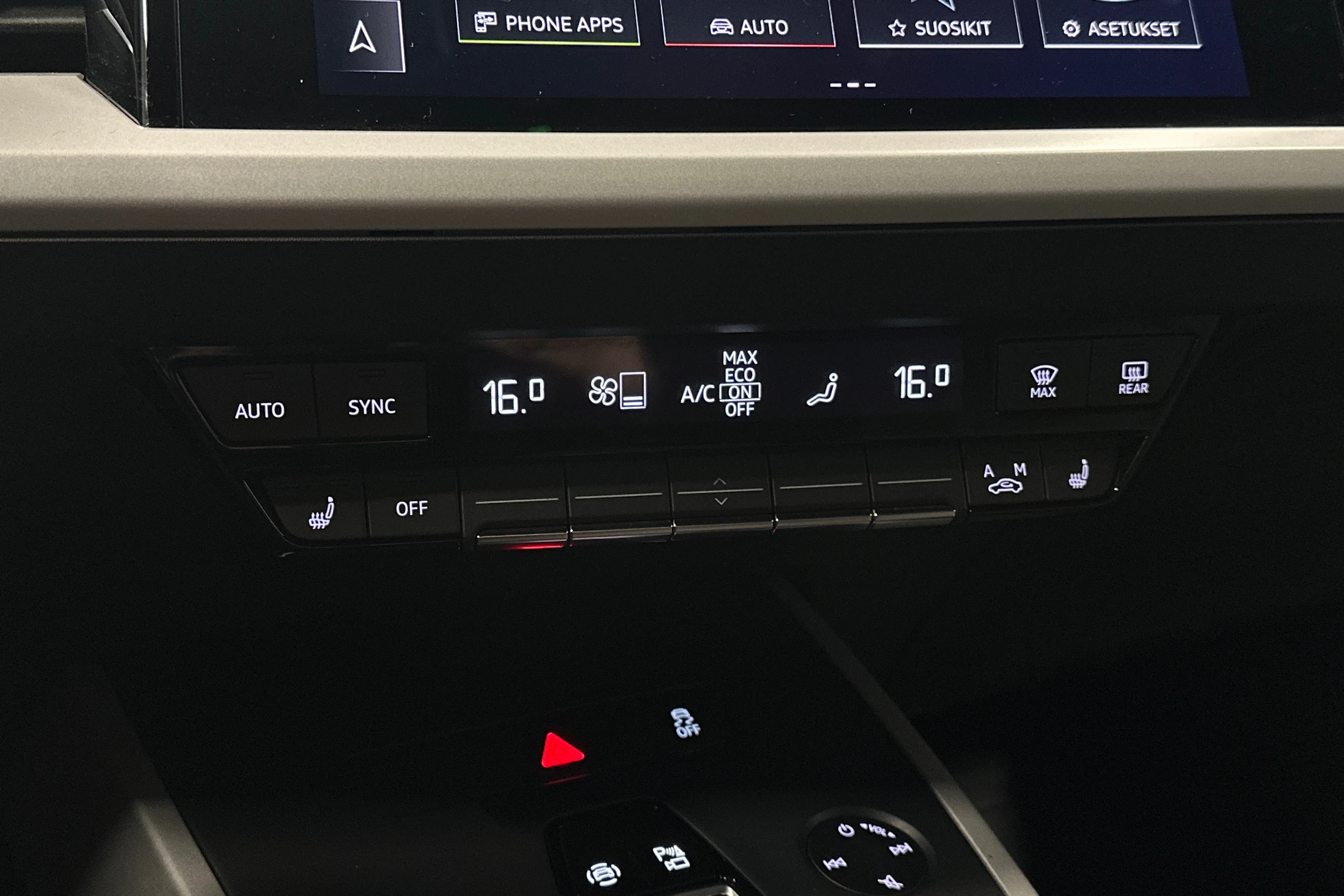 musta Audi Q4 e-tron 2023 kuva 29.