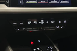 musta Audi Q4 e-tron 2023 kuva 29.